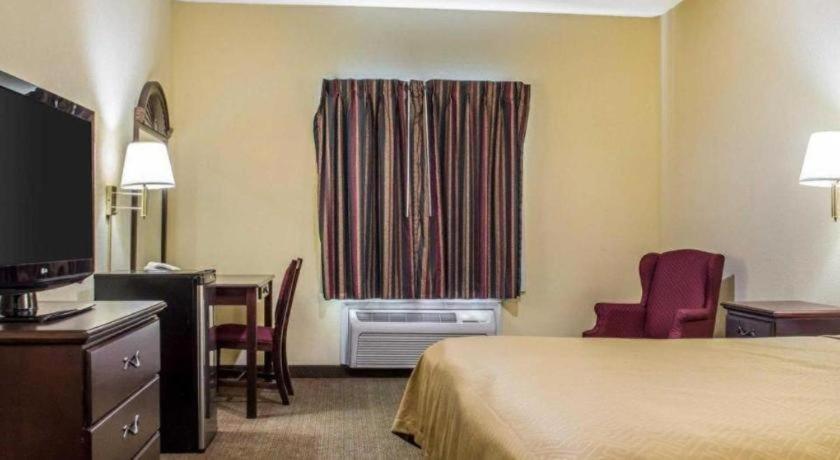 Econo & Airport Hotel Syracuse